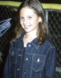 Photos de Mackenzie Rosman - Summer Catch Premiere 08.22.2001 - 4